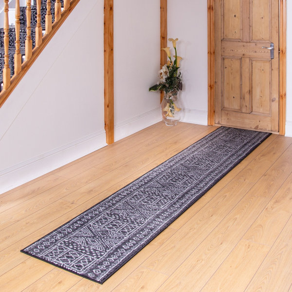 ClassicLiving Bader Tufted Black Hallway Runner Rug & Reviews Wayfair